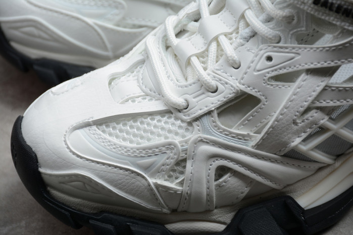 BL TRAINERS TRACK -KICKZE BL 26