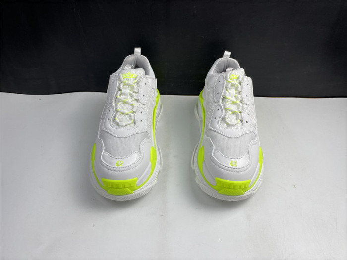BL TRIPLE S TRAINERS -KICKZE BL40