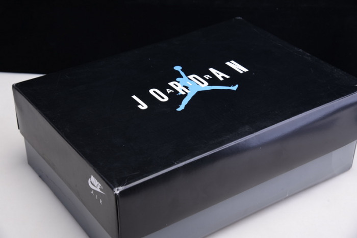 AIR JORDAN 11 RETRO LOF LEGEND BLUE AV2187-117