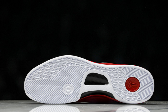 NIKE KOBE 8 PROTRO “UNIVERSITY RED” HF9550-600