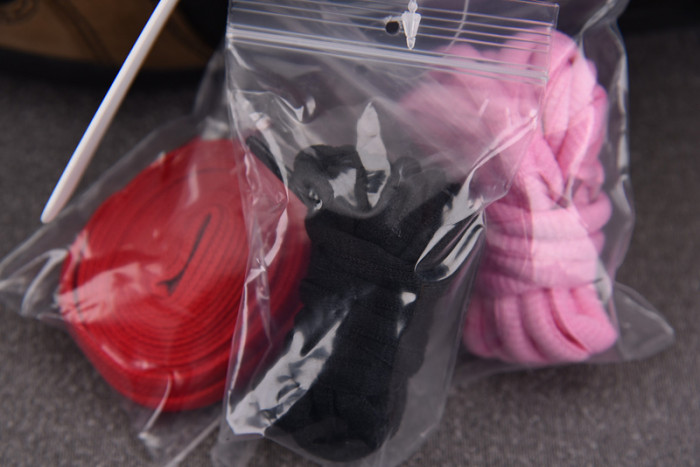 Travis Scott x Air Jordan 1 Low OG Velvet Brown DM7866-205