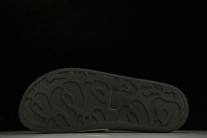 mcqueen slide cophsoe MQS-01