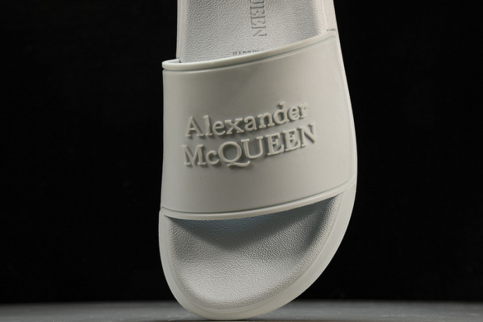 mcqueen slide cophsoe MQS-02