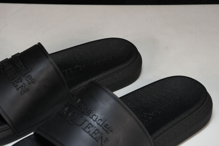 mcqueen slide cophsoe MQS-06