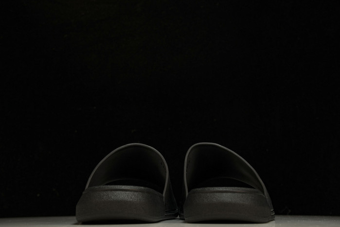 mcqueen slide cophsoe MQS-06