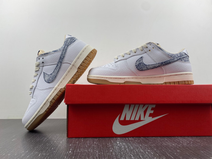 Dunk Low Washed Denim FN6881-100