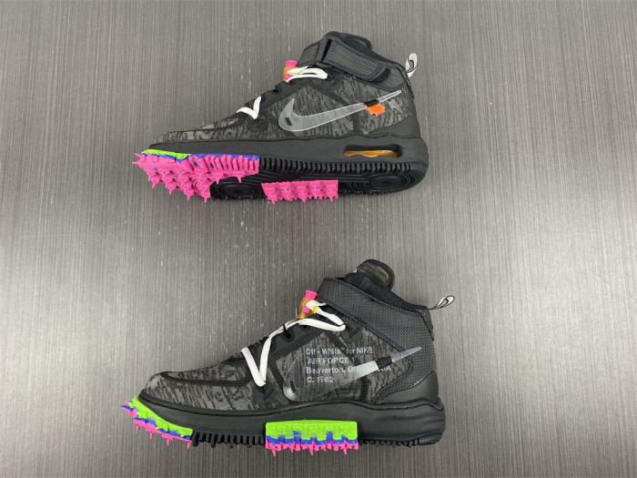 OF x Nike Air Force 1 Mid  DO6290-001