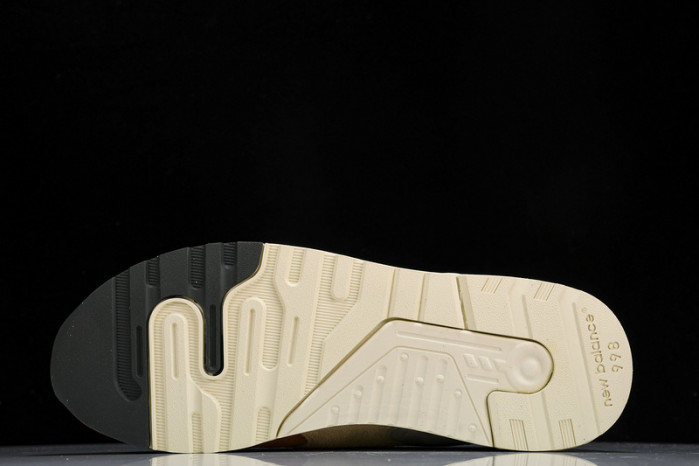 N*EW B*ALANCE COPSHOE NB-090