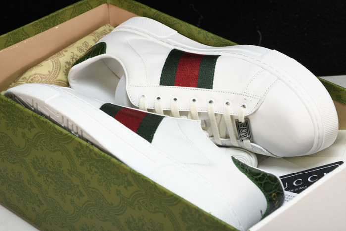 GC  LOW-TOP SNEAKER COPSHOE GC-142