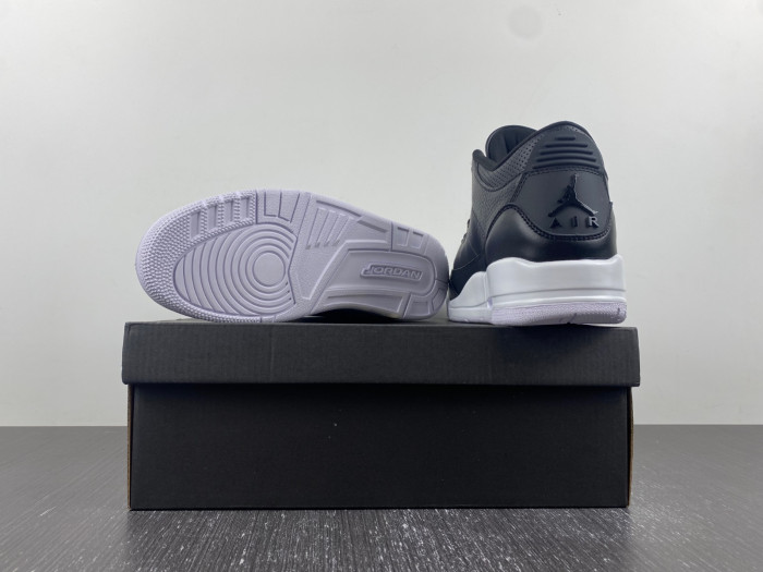 Jordan 3 Retro Cyber Monday  - 136064-020