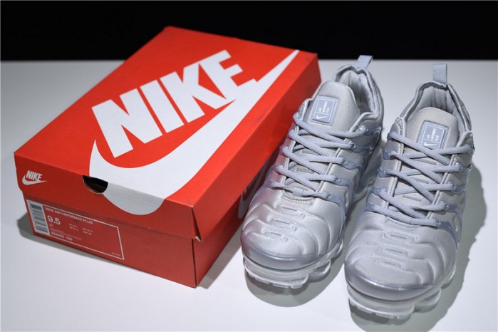 Nike VaporMax Plus “Triple White” Pure Platinum mens  924453-100