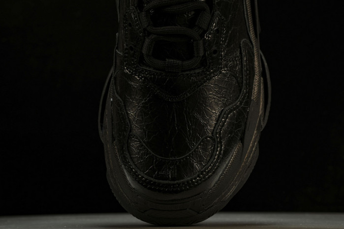 BL TRIPLE S TRAINERS -COPSHOE BL 242