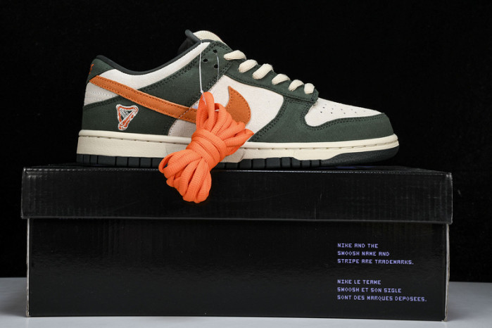 Nike SB Dunk Low Eire  - 304292-185