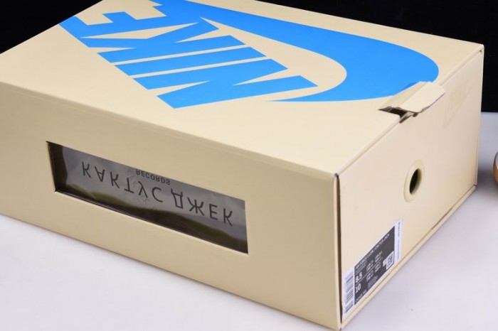 Travis Scott x Nike Air Force 1 Astroworld-CN2405-001