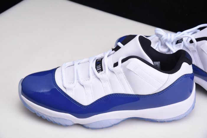 Air Jordan 11 Low WMNS “Concord”  AH7860-100